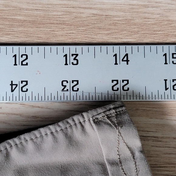 Mountain Hardwear Conduit Snow Pants Womens Small Beige Primaloft Insulated Ski - Picture 10 of 13